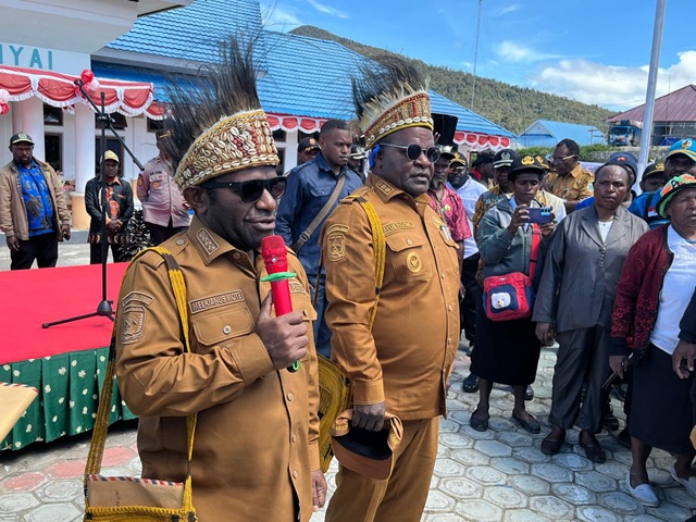 Hari Jadi Ke 17 Kabupaten Deiyai Suasana Kota Waghete Ramai