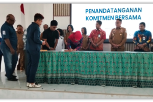 Wakil Bupati Nabire Burhanuddin Pawennari saat hadir di Forum Konsultasi Publik