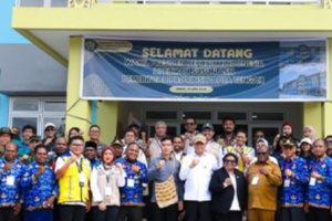 Wakil Presiden Gibran Rakabuming Raka saat melakukan lawatan di Nabire