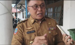 Wakil Bupati Nabire Burhanuddin Pawennari saat hadir di Forum Konsultasi Publik