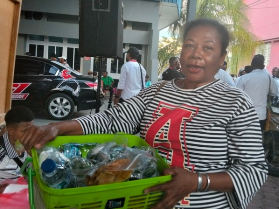 Mama Emi, Potret Ketangguhan Perempuan Papua di Tengah Riuh Politik 