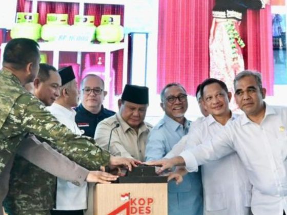 Presiden Prabowo Resmikan 1.061 Koperasi Merah Putih, Danrem 173/PVB Ikuti Secara Video Conference