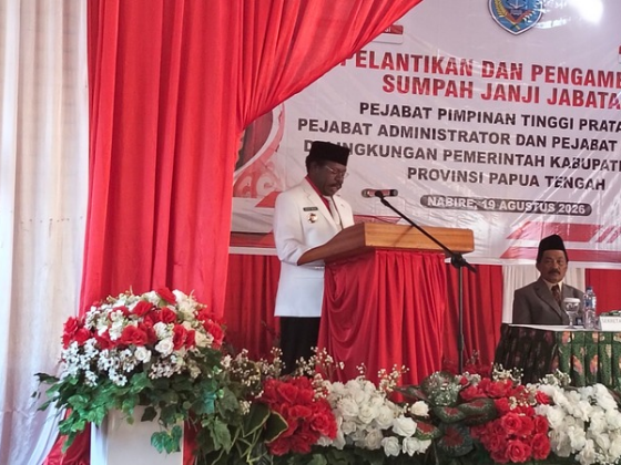 Bupati Nabire Lantik Pejabat Baru, Dorong Penguatan Sektor Perikanan, Pertanian, dan Administrasi Kependudukan