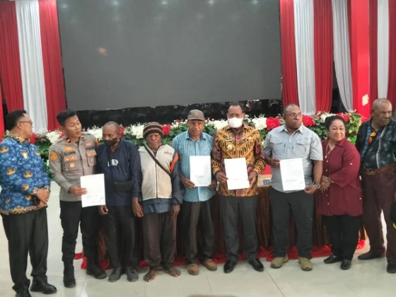 Suku Wate, Enam Suku Pesisir, dan Keluarga Yason Nawipa Sepakati Status Aset Taman Gizi