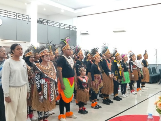 Dandim 1705/Nabire Buka Lomba Senam Kreasi HUT ke-81 TNI